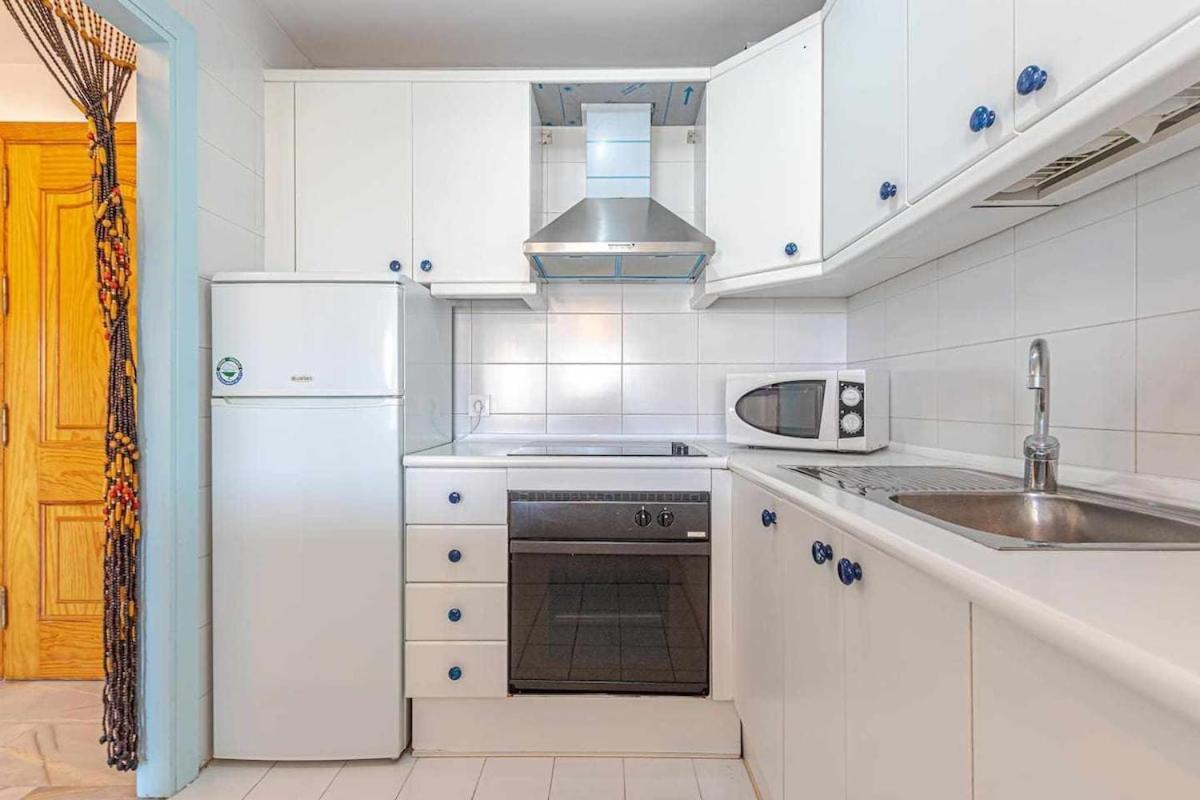 797 Holiday Rentals - Luminoso Piso Para 4 En アロヨ・デ・ラ・ミエル エクステリア 写真