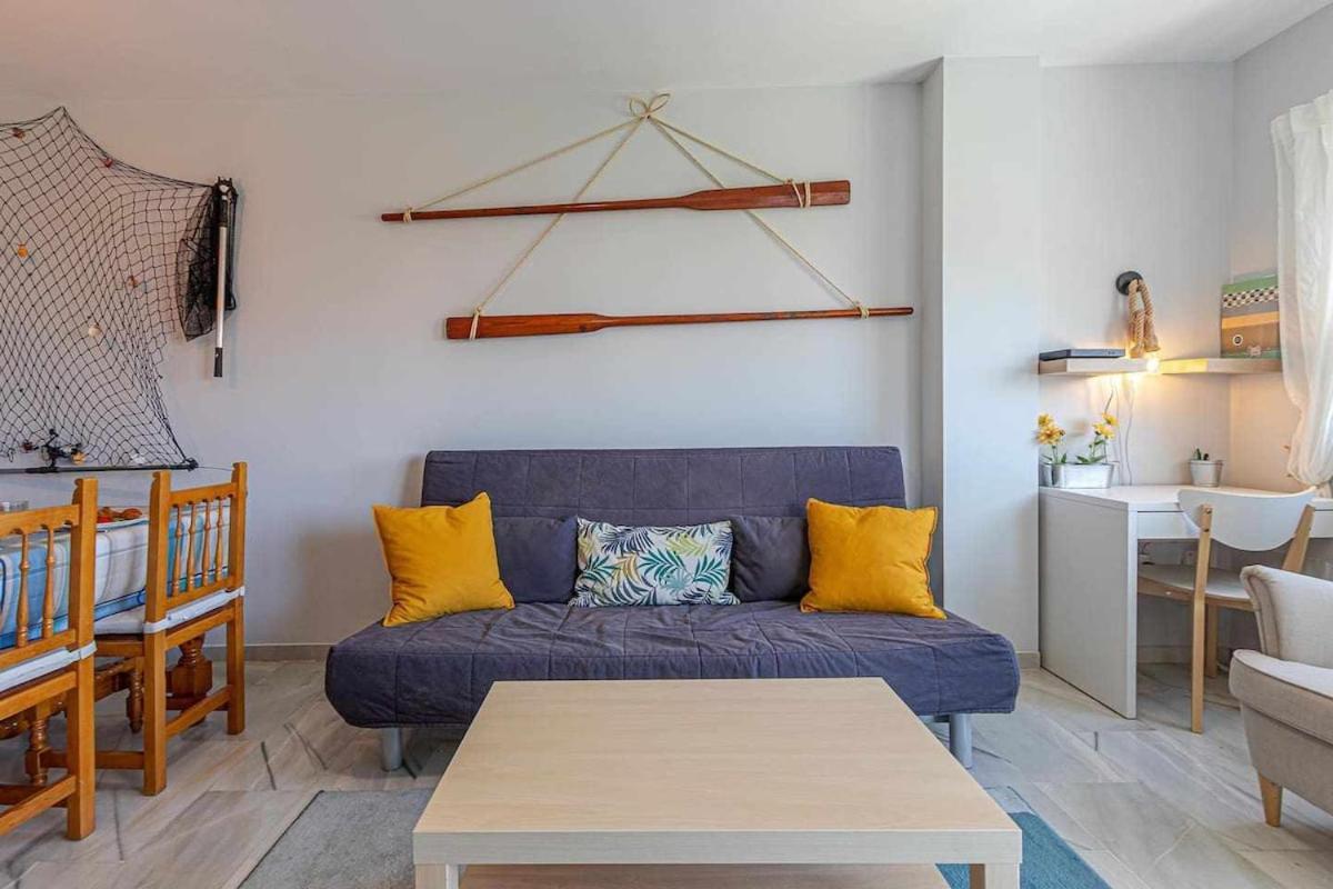 797 Holiday Rentals - Luminoso Piso Para 4 En アロヨ・デ・ラ・ミエル エクステリア 写真
